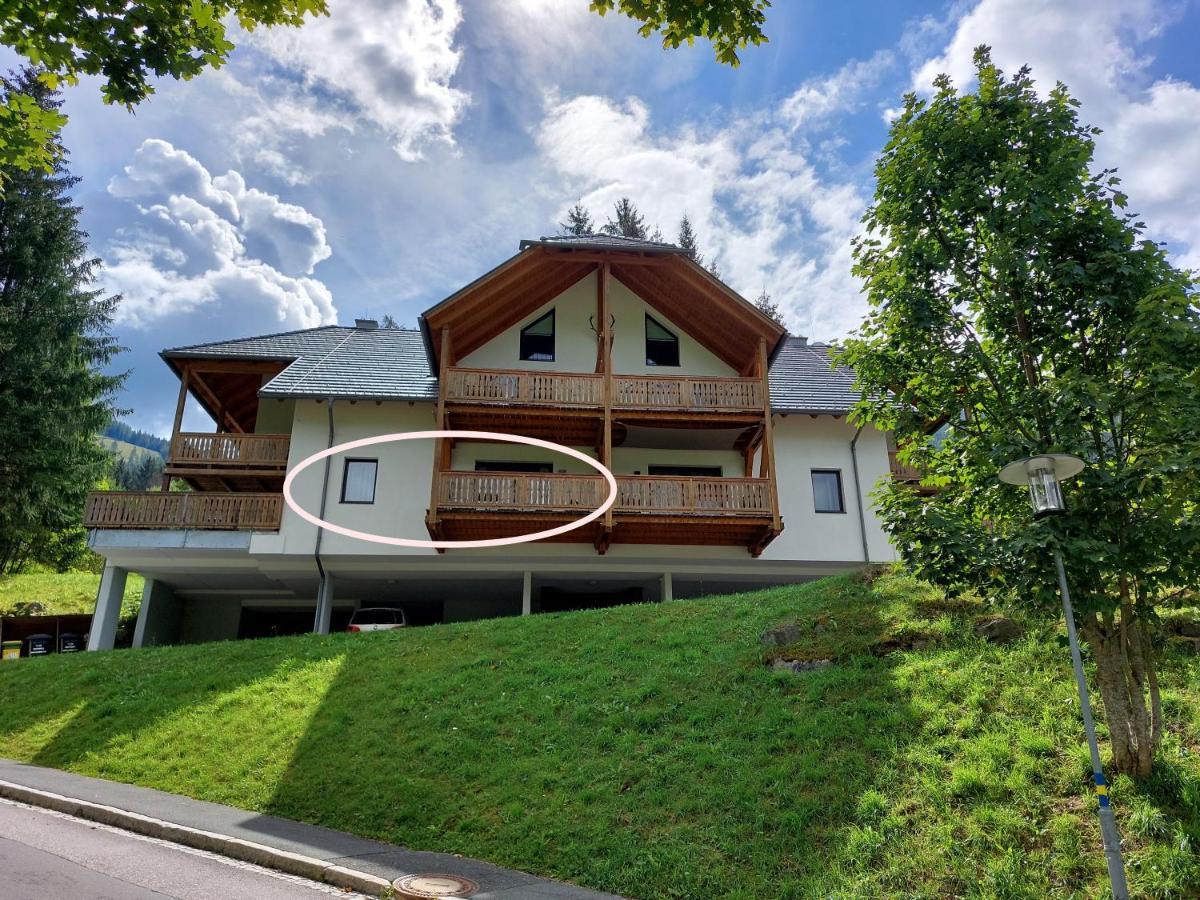Alpenflair - Charming Ski-To-Door Apartment Bad Kleinkirchheim Exterior foto